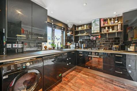 BCBW - 97 St Ervans Road - Kitchen (4)_1.jpg