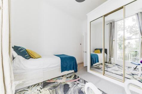 B, 67 Blomfield Road-3.jpg