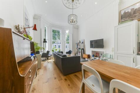 4, 62 Sutherland Avenue-11.jpg
