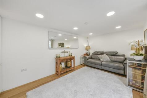 Summer House5.jpg