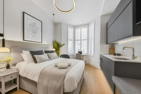 One Stay - Studio 6 - Bedroom - Image 3.JPG