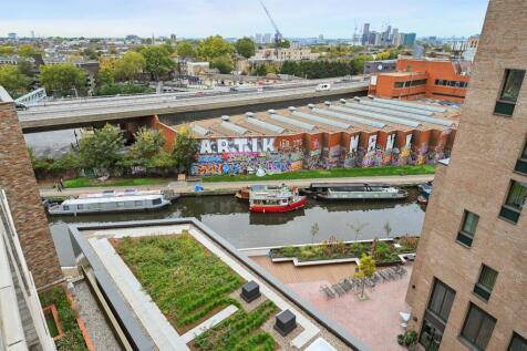 BW - Brick Apartments - Canal1 (1).jpg