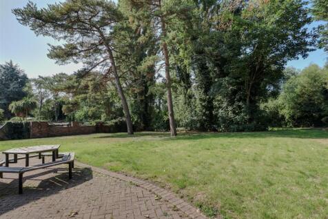 Garden 1.jpeg