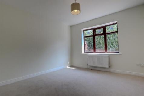 Bedroom 6.jpeg