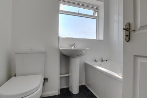 Bathroom.jpeg