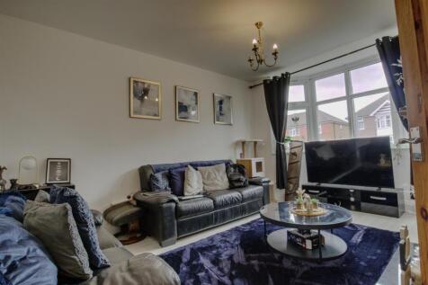 Front Room 2 1.jpeg