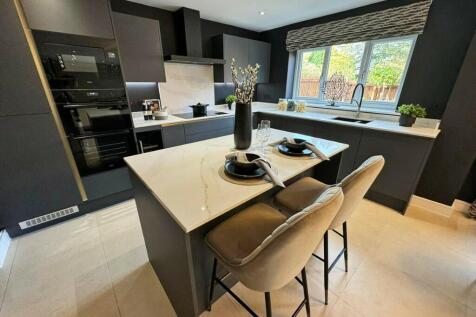 Kitchen/Dining Area
