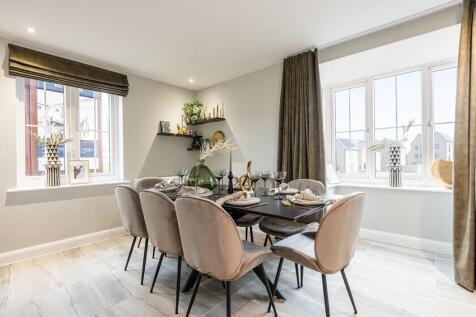 Moreton Dining