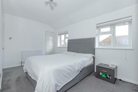 For Sale by Aspire Residential - Bramble Lane