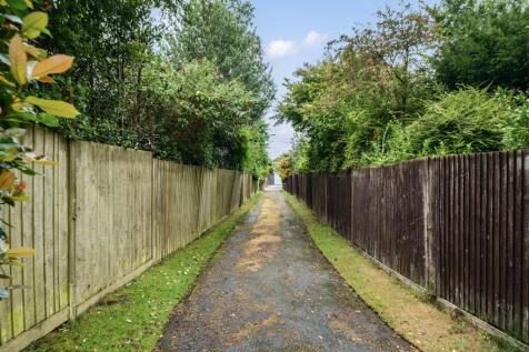 For Sale by Aspire Residential - The Glen