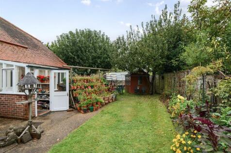 For Sale by Aspire Residential - The Glen
