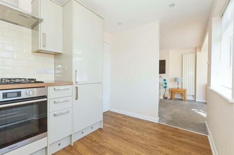 For Sale by Aspire Residential - Lingfield Close