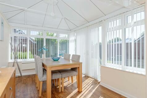 For Sale by Aspire Residential - Lingfield Close