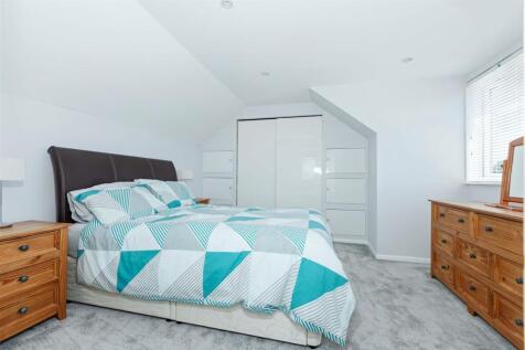 For Sale by Aspire Residential - Lingfield Close
