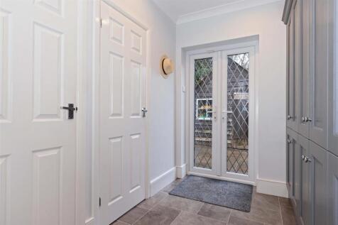 For Sale by Aspire Residential - Ashacre Lane