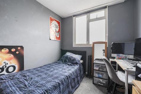 For Sale by Aspire Residential | Ashacre Lane