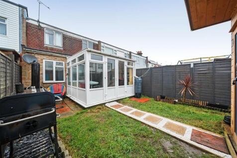 For Sale by Aspire Residential | Ashacre Lane