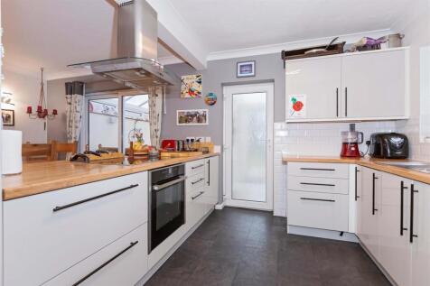 Parkfield Rd_16.jpg
