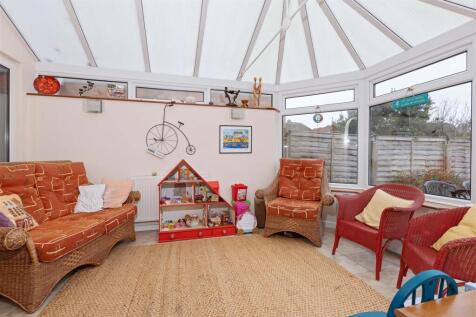 Parkfield Rd_19.jpg