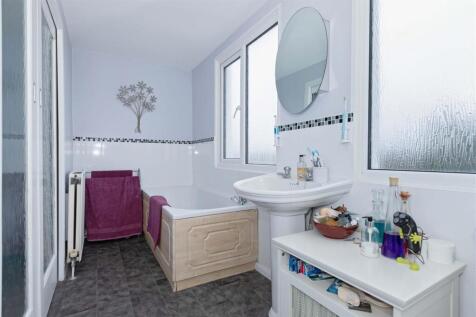 Parkfield Rd_5.jpg