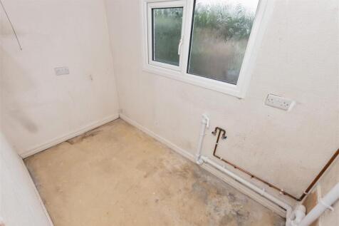 For Sale by Aspire Residential | Longlands Glade
