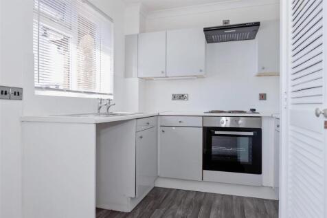 For Sale by Aspire Residential | Friar Walk