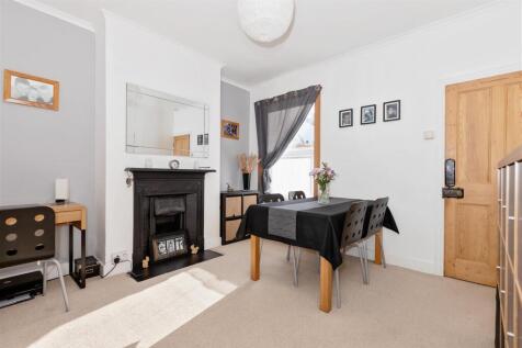 For sale by Aspire Residential | St Anselms Road