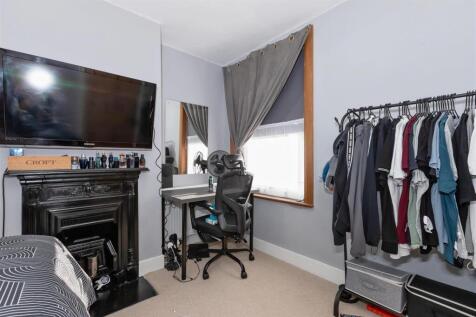 For sale by Aspire Residential | St Anselms Road