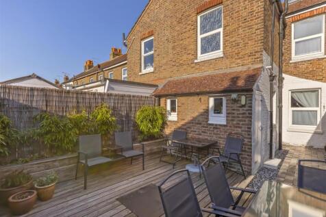 For sale by Aspire Residential | St Anselms Road