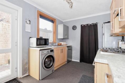 For sale by Aspire Residential | St Anselms Road