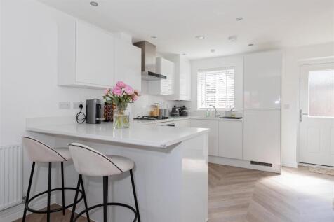 For Sale by Aspire Residential | Gerbera Road