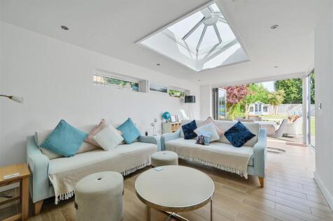 For Sale by Aspire Residential | Marshall Avenue