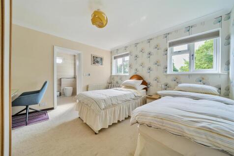 For Sale by Aspire Residential | Marshall Avenue