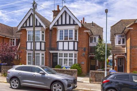 For Sale by Aspire Residential | Pembury  Road