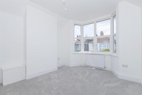 For Sale by Aspire Residential | Pembury  Road