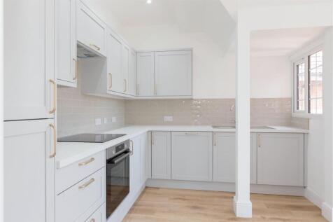 For Sale by Aspire Residential | Pembury  Road