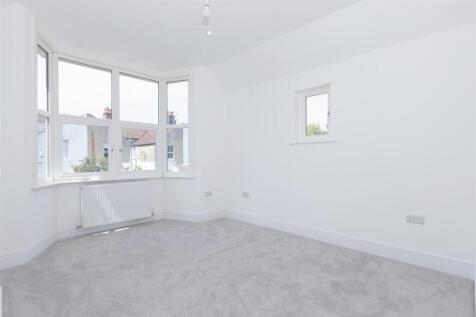 For Sale by Aspire Residential | Pembury  Road