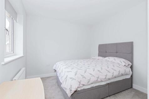 For Sale by Aspire Residential | Weald Place