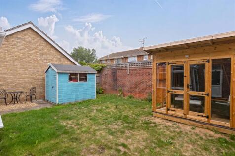 For Sale by Aspire Residential | Weald Place