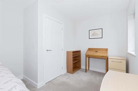 For Sale by Aspire Residential | Weald Place