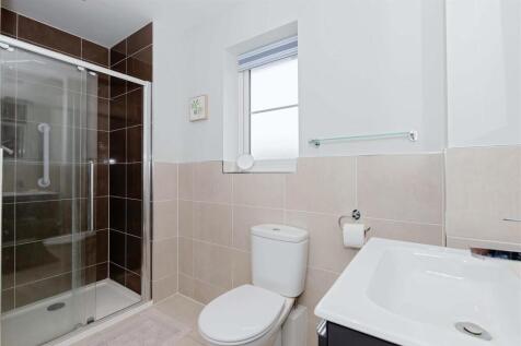 For Sale by Aspire Residential | Weald Place
