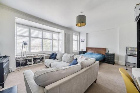 For Sale by Aspire Residential | Broadwater Road