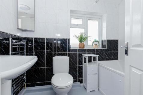 For Sale by Aspire Residential | Ivydore Avenue