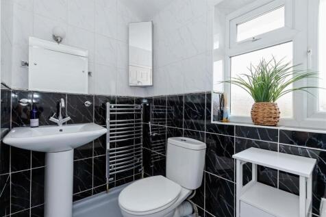 For Sale by Aspire Residential | Ivydore Avenue