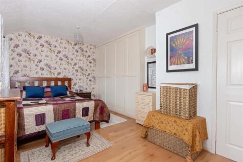 For Sale by Aspire Residential | Ivydore Avenue