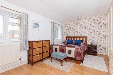 For Sale by Aspire Residential | Ivydore Avenue