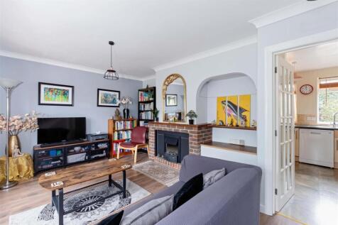 For Sale by Aspire Residential | Ivydore Avenue