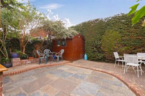 For Sale by Aspire Residential | Ivydore Avenue