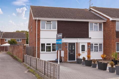 For Sale by Aspire Residential | Halifax Drive