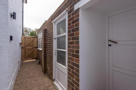 For Sale by Aspire Residential | King Edward Avenu